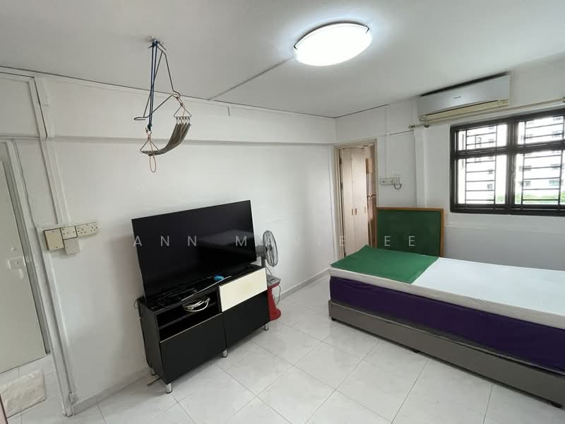 44 Chai Chee Street, 44 Chai Chee Street, 3 Bedrooms, 990 sqft, HDB Flat For Rent, by Ann Marie Ee, 500151868 - Master Bedroom - PropertyGuru.com.sg