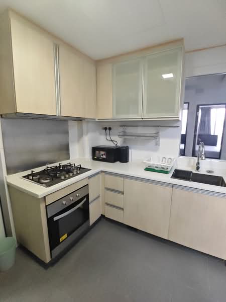 The Parc Condominium, 1 West Coast Walk, Room Rental, 120 sqft, Condominium For Rent, by Steve Voon, 500151879 - Kitchen - PropertyGuru.com.sg
