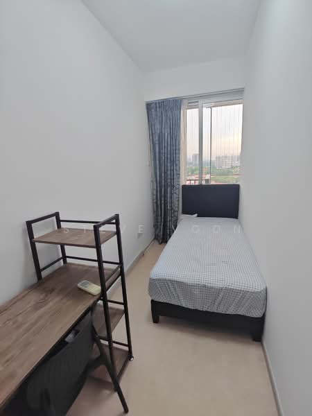 The Parc Condominium, 1 West Coast Walk, Room Rental, 120 sqft, Condominium For Rent, by Steve Voon, 500151879 - Bedroom - PropertyGuru.com.sg