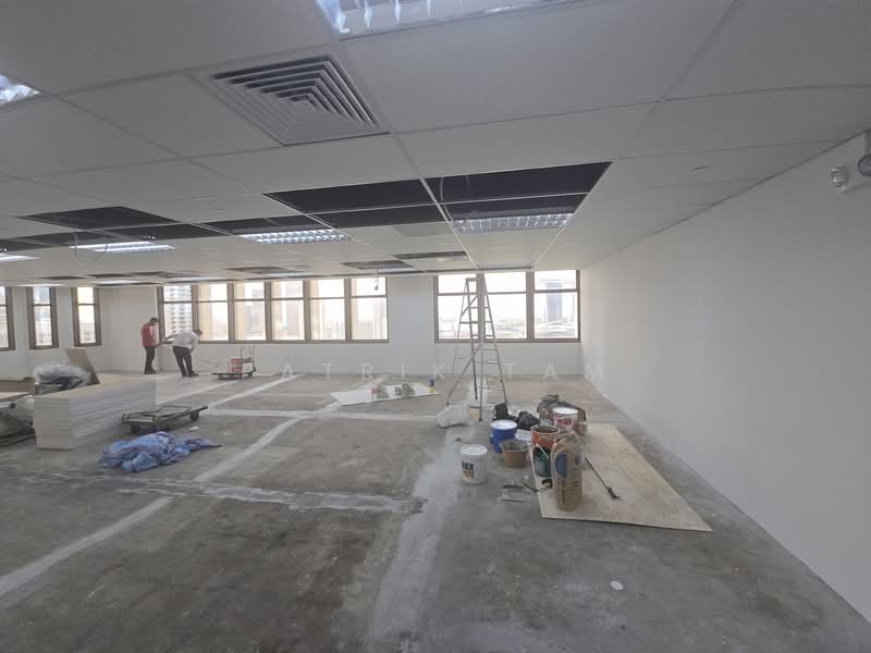 Peninsula Plaza, 111 North Bridge Road, City Hall / Clarke Quay, 2,175 sqft, Office For Rent, by Patrik Tam, 500151889 - CommercialGuru.com.sg
