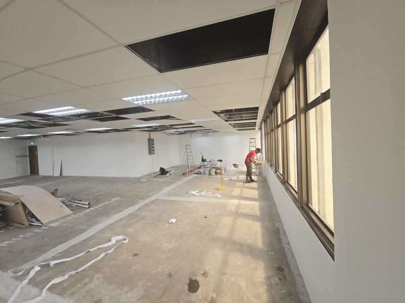Peninsula Plaza, 111 North Bridge Road, City Hall / Clarke Quay, 2,175 sqft, Office For Rent, by Patrik Tam, 500151889 - CommercialGuru.com.sg