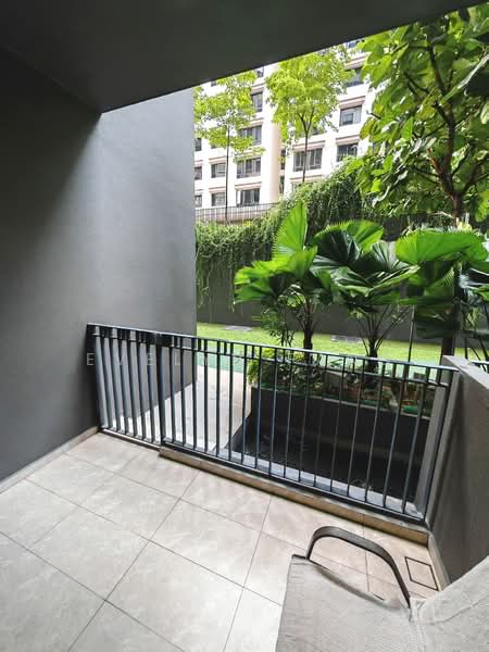 Park Colonial, 6 Woodleigh Lane, 1 Bedroom, 463 sqft, Condominium For Rent, by Evelyn Fang, 500151894 - Balcony - PropertyGuru.com.sg