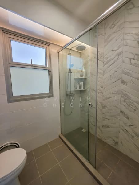 356A Anchorvale Lane, 356A Anchorvale Lane, 3 Bedrooms, 1,001 sqft, HDB Flat For Sale, by Calvin Cheong, 500151906 - Master Bathroom - PropertyGuru.com.sg