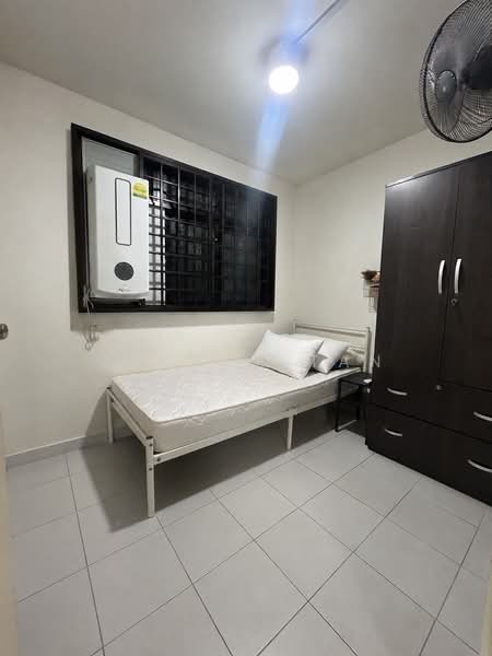 77 Indus Road, 77 Indus Road, Room Rental, 100 sqft, HDB Flat For Rent, by George Tan, 500151910 - Bedroom - PropertyGuru.com.sg