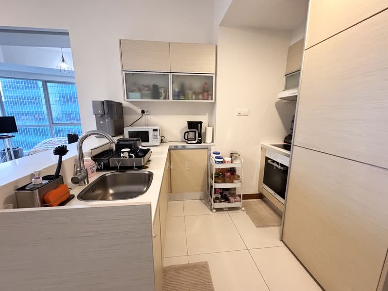 The Sail @ Marina Bay, 2 Marina Boulevard, 1 Bedroom, 667 sqft, Condominium For Sale, by Mylene Kwan, 500151912 - Kitchen - PropertyGuru.com.sg