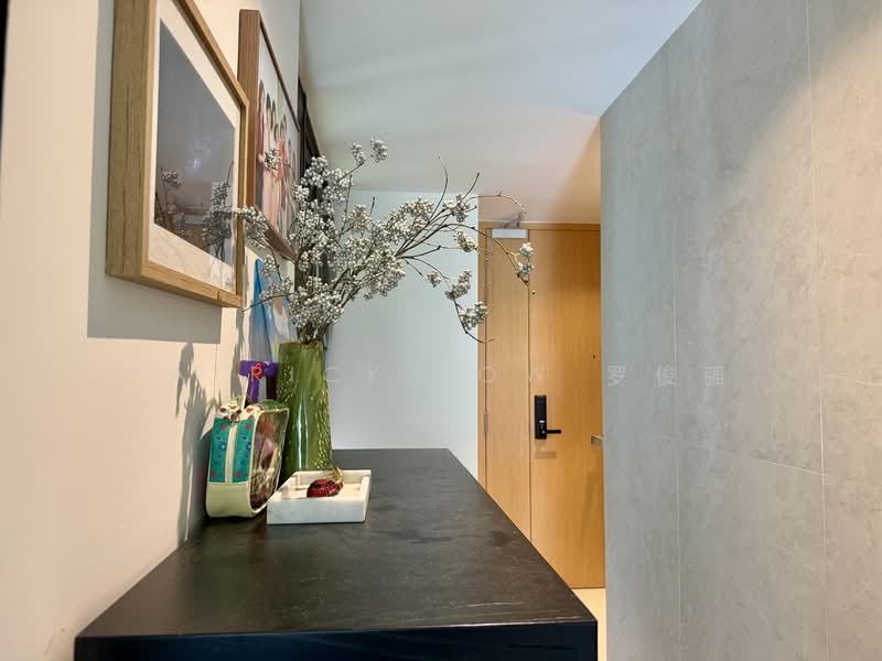 The Tre Ver, 68 Potong Pasir Avenue 1, 3 Bedrooms, 1,012 sqft, Condominium For Sale, by Patrick Low 罗俊强, 500151915 - Entrance - PropertyGuru.com.sg