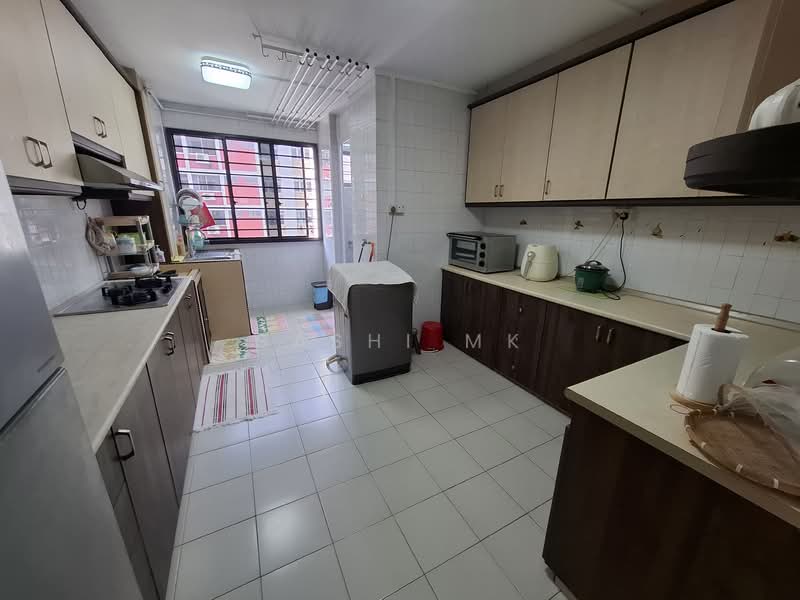 14 Toh Yi Drive, 14 Toh Yi Drive, 4 Bedrooms, 1,356 sqft, HDB Flat For Sale, by Sashi MK, 500151916 - Kitchen - PropertyGuru.com.sg