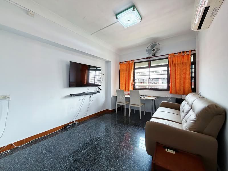 485B Choa Chu Kang Avenue 5, 485B Choa Chu Kang Avenue 5, 3 Bedrooms, 1,302 sqft, HDB Flat For Rent, by Andy Lim 林佳俊, 500151926 - Living Room - PropertyGuru.com.sg