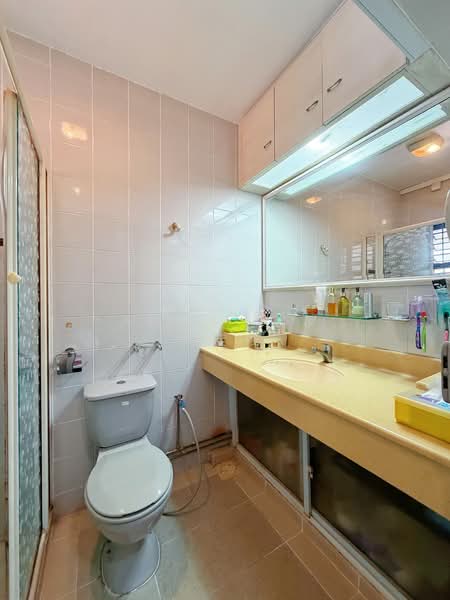 485B Choa Chu Kang Avenue 5, 485B Choa Chu Kang Avenue 5, 3 Bedrooms, 1,302 sqft, HDB Flat For Rent, by Andy Lim 林佳俊, 500151926 - Bathroom - PropertyGuru.com.sg