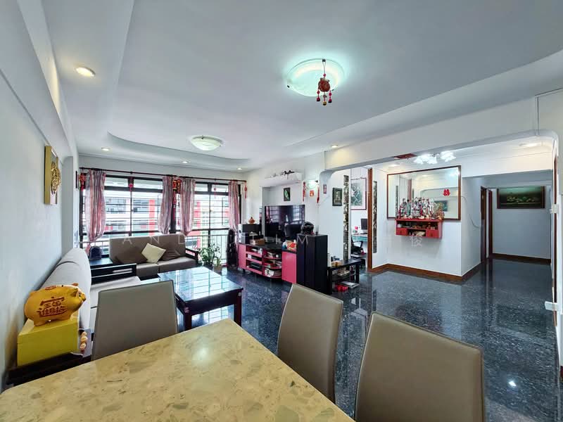 485B Choa Chu Kang Avenue 5, 485B Choa Chu Kang Avenue 5, 3 Bedrooms, 1,302 sqft, HDB Flat For Rent, by Andy Lim 林佳俊, 500151926 - Living Room - PropertyGuru.com.sg