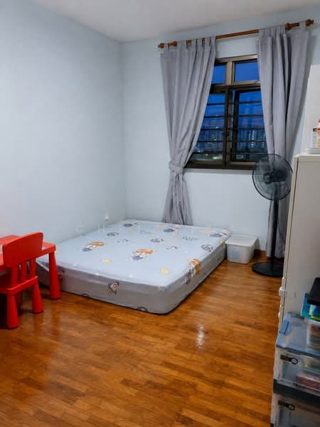 676B Jurong West Street 64, 676B Jurong West Street 64, 3 Bedrooms, 1,184 sqft, HDB Flat For Sale, by Christina Lim, 500151929 - Bedroom - PropertyGuru.com.sg