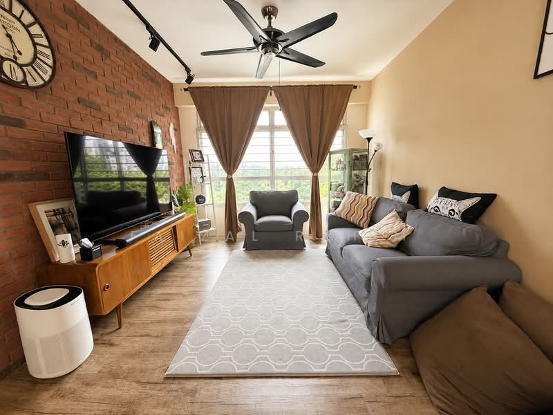 524A Costa Ris, 524A Pasir Ris Street 51, 3 Bedrooms, 1,001 sqft, HDB Flat For Sale, by Faizal Rahim, 500151937 - Living Room - PropertyGuru.com.sg