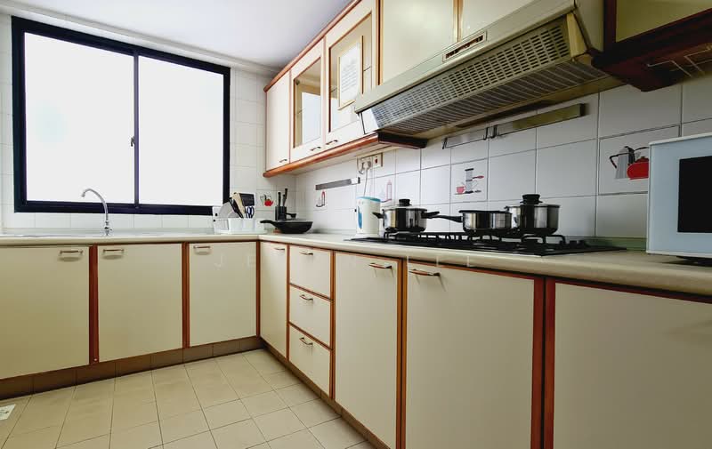 Central Green, 1 Jalan Membina, Room Rental, 165 sqft, Condominium For Rent, by Jeron Lee, 500151938 - Kitchen - PropertyGuru.com.sg