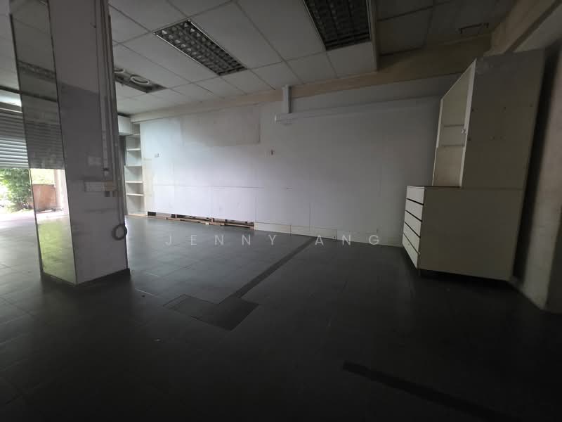 166 Bukit Batok West Ave 8, , 911 sqft, Shop / Shophouse For Rent, by Jenny Ang, 500151941 - Interior - CommercialGuru.com.sg
