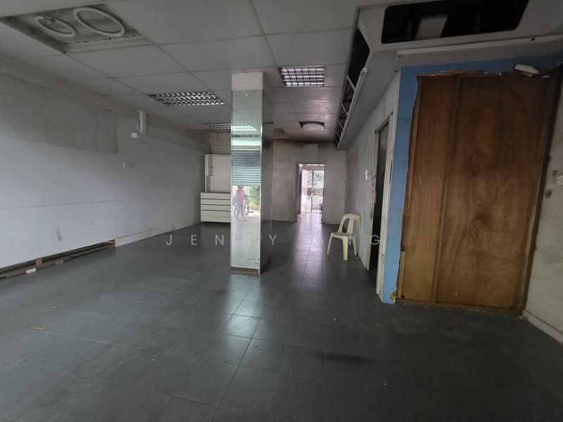 166 Bukit Batok West Ave 8, , 911 sqft, Shop / Shophouse For Rent, by Jenny Ang, 500151941 - Interior - CommercialGuru.com.sg