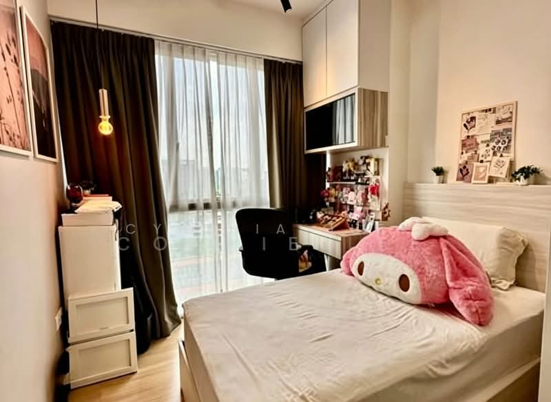 Lake Life, 4 Tao Ching Road, 4 Bedrooms, 1,259 sqft, Executive Condominium For Rent, by Cynthia Quek, 500151947 - Bedroom 1 - PropertyGuru.com.sg