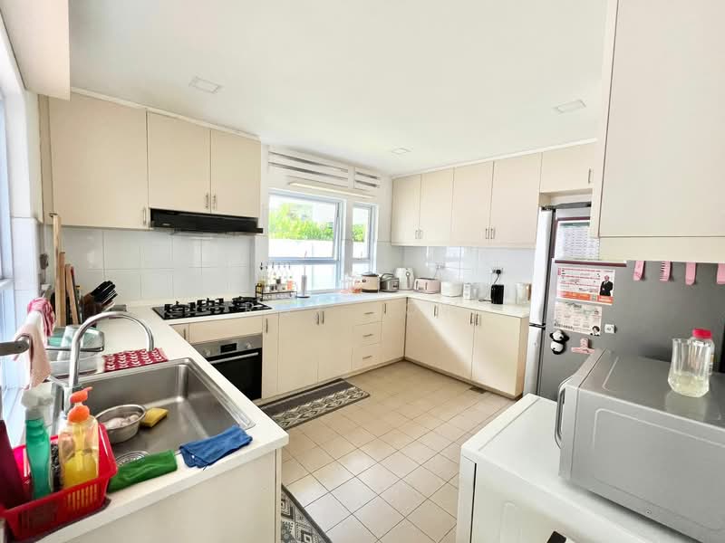 Dalvey Estate, Lewis Road, Margoliouth Road, White House Park, Dalvey Estate, Lewis Road, Margoliouth Road, White House Park, 4 Bedrooms, 3,500 sqft, Bungalow House For Sale, by Roy Low, 500151951 - Kitchen - PropertyGuru.com.sg