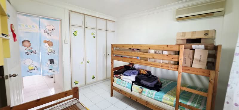 65 Marine Drive, 65 Marine Drive, 2 Bedrooms, 700 sqft, HDB Flat For Sale, by Stella S Sim, 500151952 - Bedroom - PropertyGuru.com.sg