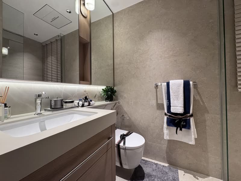 Vela Bay, 1 Bayshore Walk, 3 Bedrooms, 1,033 sqft, Condominium For Sale, by Brad Poh 傅杨评, 500151957 - Bathroom - PropertyGuru.com.sg
