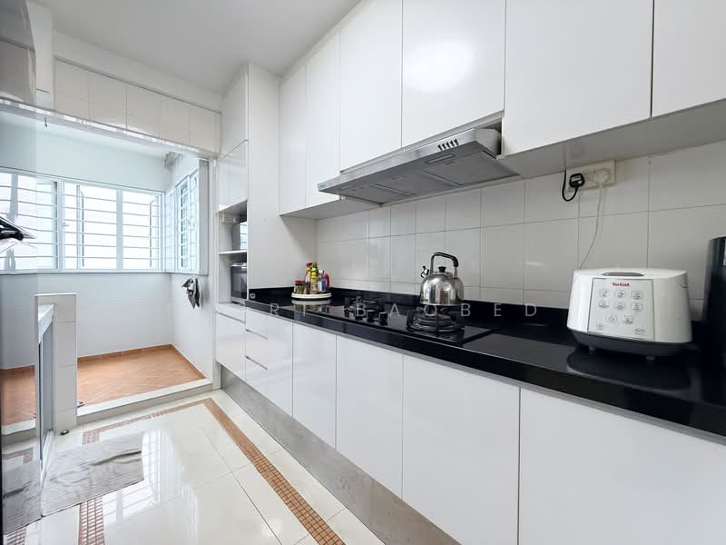 766 Bedok Reservoir View, 766 Bedok Reservoir View, 3 Bedrooms, 1,237 sqft, HDB Flat For Sale, by Nazri Baobed, 500151967 - Kitchen - PropertyGuru.com.sg
