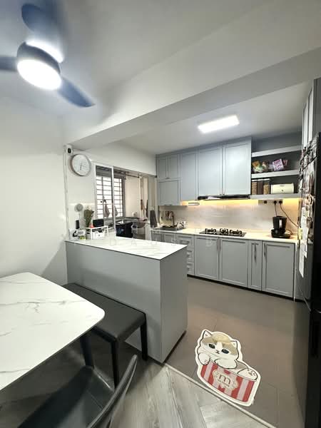 154A Bedok South Road, 154A Bedok South Road, 3 Bedrooms, 1,001 sqft, HDB Flat For Sale, by Ahmad Firdaus Bin Alias, 500151976 - Kitchen - PropertyGuru.com.sg