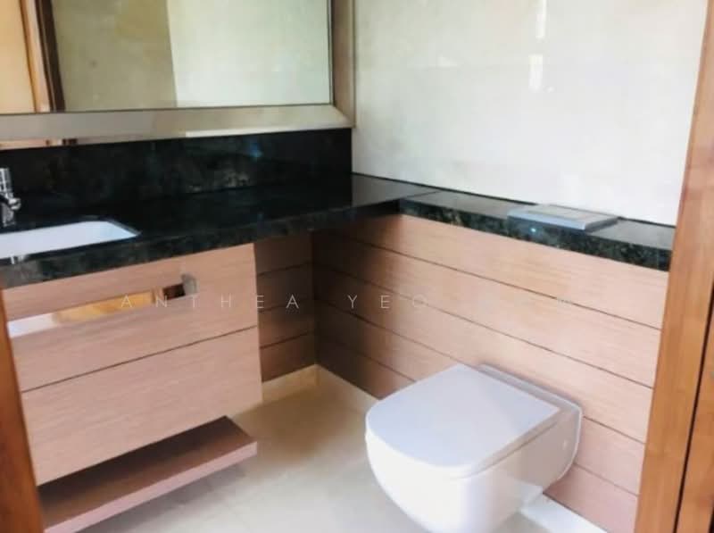 One Balmoral, 1 Balmoral Road, 1 Bedroom, 592 sqft, Condominium For Sale, by Anthea Yeo 杨丽娇, 500151983 - Bathroom - PropertyGuru.com.sg