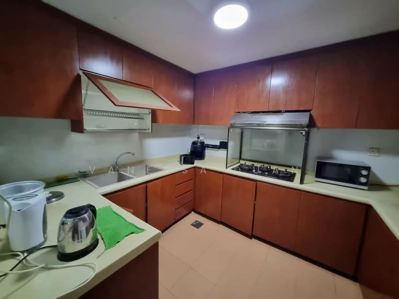 Palm Gardens, 2A Hong San Walk, Room Rental, 200 sqft, Condominium For Rent, by Vanessa Duan, 500151989 - Kitchen - PropertyGuru.com.sg