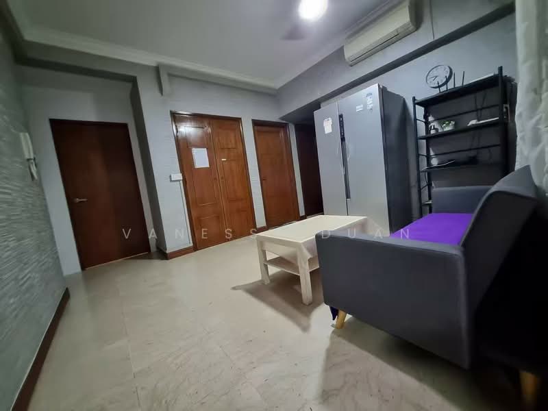 Palm Gardens, 2A Hong San Walk, Room Rental, 200 sqft, Condominium For Rent, by Vanessa Duan, 500151989 - Living Room - PropertyGuru.com.sg