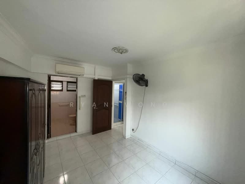 767 Bedok Reservoir View, 767 Bedok Reservoir View, 3 Bedrooms, 1,130 sqft, HDB Flat For Rent, by Ryan Wong, 500151991 - Master Bedroom - PropertyGuru.com.sg