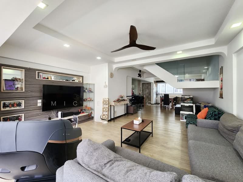 125 Serangoon North Avenue 1, 125 Serangoon North Avenue 1, 3 Bedrooms, 1,593 sqft, HDB Flat For Sale, by Michelle Chia, 500151998 - Living Room - PropertyGuru.com.sg