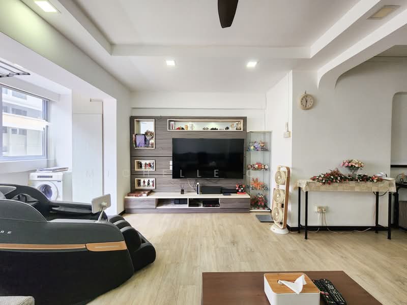 125 Serangoon North Avenue 1, 125 Serangoon North Avenue 1, 3 Bedrooms, 1,593 sqft, HDB Flat For Sale, by Michelle Chia, 500151998 - Living Room - PropertyGuru.com.sg