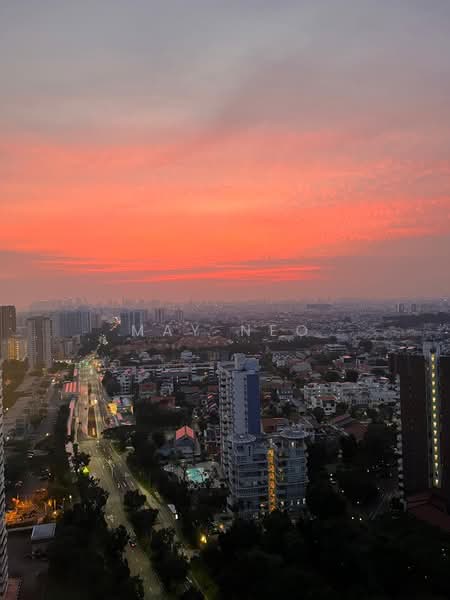 Bayshore Park, 50 Bayshore Road, 4 Bedrooms, 2,239 sqft, Condominium For Sale, by May Neo, 500152035 - Beautiful Sunset View from the Balcony - PropertyGuru.com.sg