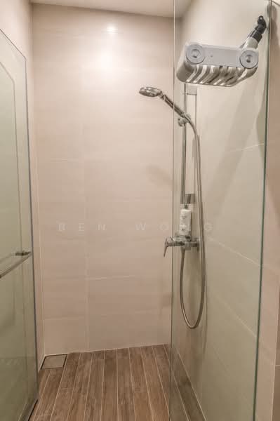 Stars of Kovan, 984 Upper Serangoon Road, 2 Bedrooms, 742 sqft, Condominium For Rent, by Ben Wong, 500152042 - Bathroom - PropertyGuru.com.sg