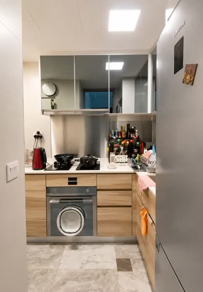 Stars of Kovan, 984 Upper Serangoon Road, 2 Bedrooms, 742 sqft, Condominium For Rent, by Ben Wong, 500152042 - Kitchen - PropertyGuru.com.sg
