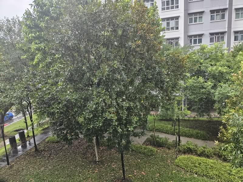 424C Yishun Avenue 11, 424C Yishun Avenue 11, 3 Bedrooms, 990 sqft, HDB Flat For Sale, by Mark G, 500152046 - Exterior - PropertyGuru.com.sg