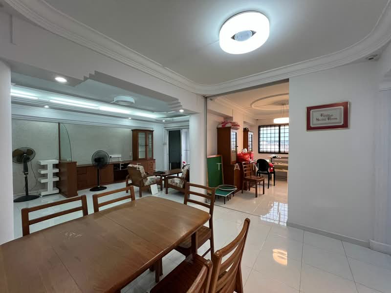 460 Pasir Ris Drive 4, 460 Pasir Ris Drive 4, 4 Bedrooms, 1,572 sqft, HDB Flat For Rent, by Felix Tan, 500152047 - Living Room - PropertyGuru.com.sg