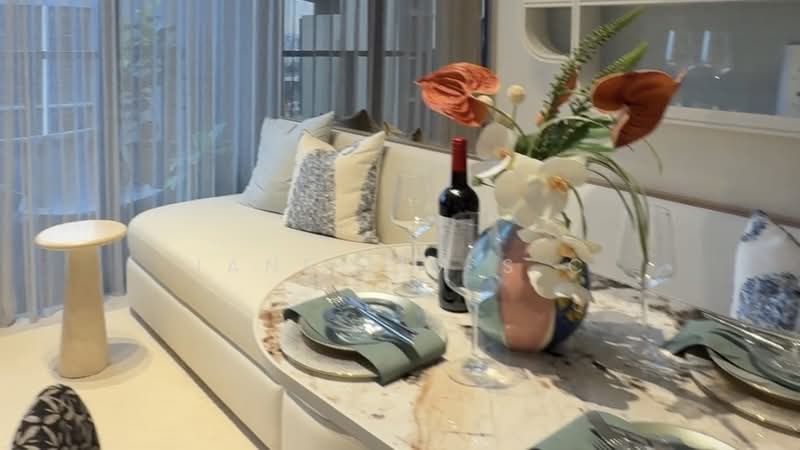 Tembusu Grand, 94 Jalan Tembusu, 1 Bedroom, 646 sqft, Condominium For Sale, by Jane Lim S C, 500152056 - Dining Room - PropertyGuru.com.sg