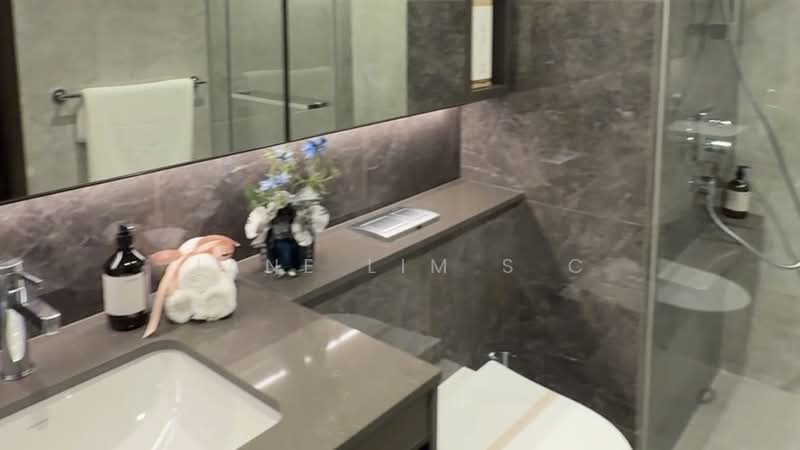Tembusu Grand, 94 Jalan Tembusu, 1 Bedroom, 646 sqft, Condominium For Sale, by Jane Lim S C, 500152056 - Bathroom - PropertyGuru.com.sg