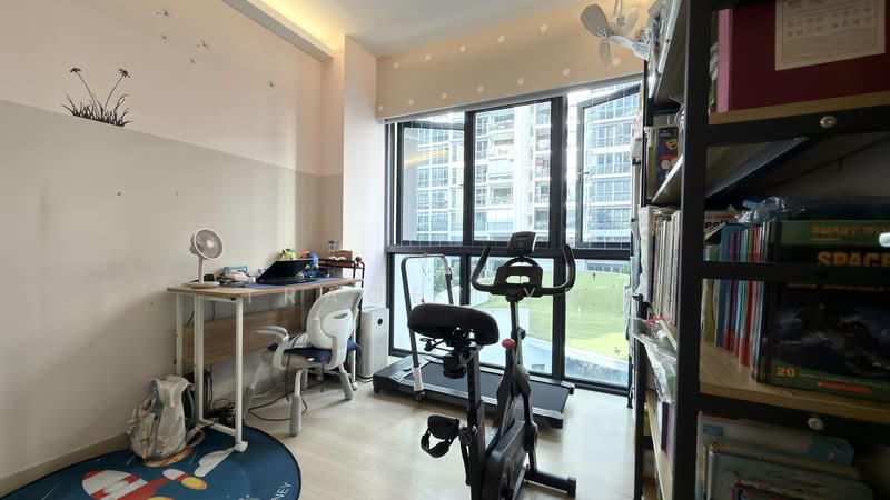 Riverparc Residence, 92 Punggol Drive, 4 Bedrooms, 1,485 sqft, Executive Condominium For Sale, by Tracey Yeo, 500152074 - Bedroom 2 - PropertyGuru.com.sg