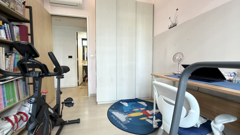 Riverparc Residence, 92 Punggol Drive, 4 Bedrooms, 1,485 sqft, Executive Condominium For Sale, by Tracey Yeo, 500152074 - Bedroom 2a - PropertyGuru.com.sg