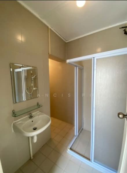 Townerville, McNair Road, 3 Bedrooms, 2,424 sqft, Conservation House For Rent, by Francis Poh, 500152075 - Bathroom - PropertyGuru.com.sg