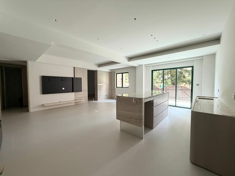 The Anchorage, 370 Alexandra Road, 3 Bedrooms, 1,604 sqft, Condominium For Sale, by Jaime Lim, 500152089 - Living Room - PropertyGuru.com.sg