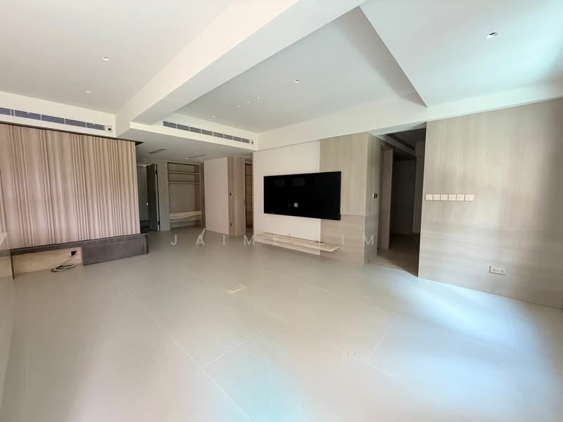 The Anchorage, 370 Alexandra Road, 3 Bedrooms, 1,604 sqft, Condominium For Sale, by Jaime Lim, 500152089 - Living Room - PropertyGuru.com.sg