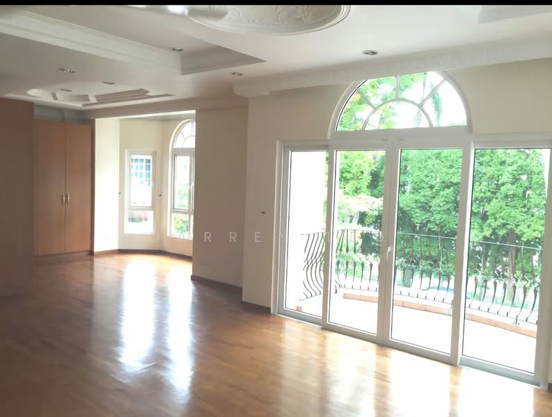 🌟Grand Bungalow With Huge Rooms @ Goodman Estate🌟, , 7 Bedrooms, 5,500 sqft, Bungalow House For Rent, by Darren Teo, 500152091 - Living Room - PropertyGuru.com.sg