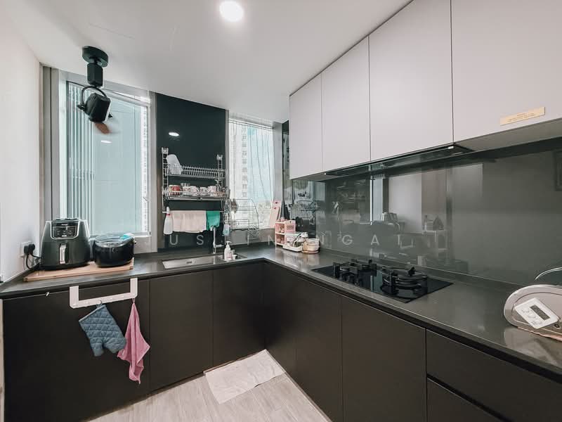 Amber Park, 18 Amber Gardens, 4 Bedrooms, 1,572 sqft, Condominium For Sale, by Justin Ngai, 500152097 - PropertyGuru.com.sg