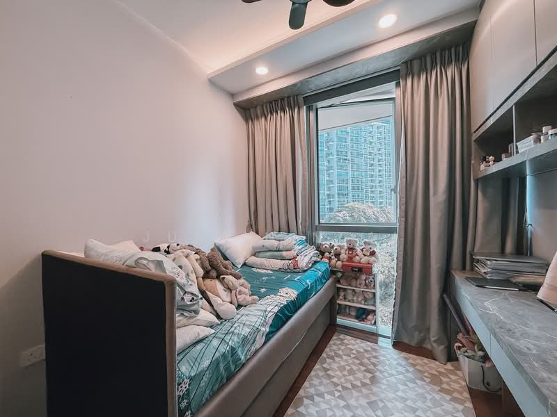 Amber Park, 18 Amber Gardens, 4 Bedrooms, 1,572 sqft, Condominium For Sale, by Justin Ngai, 500152097 - Bedroom - PropertyGuru.com.sg