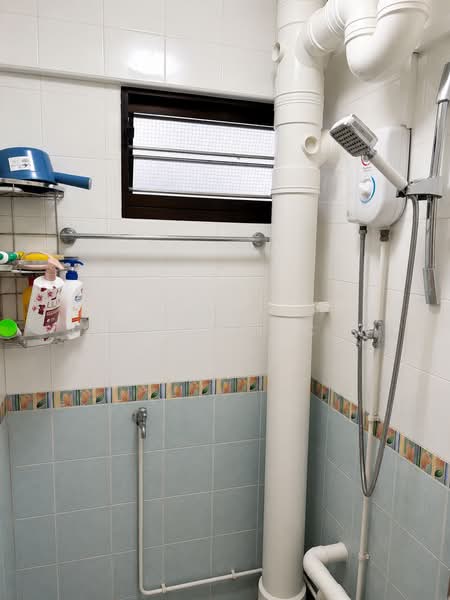 68 Geylang Bahru, 68 Geylang Bahru, Room Rental, 100 sqft, HDB Flat For Rent, by Alex Toh C W, 500152112 - Bathroom - PropertyGuru.com.sg