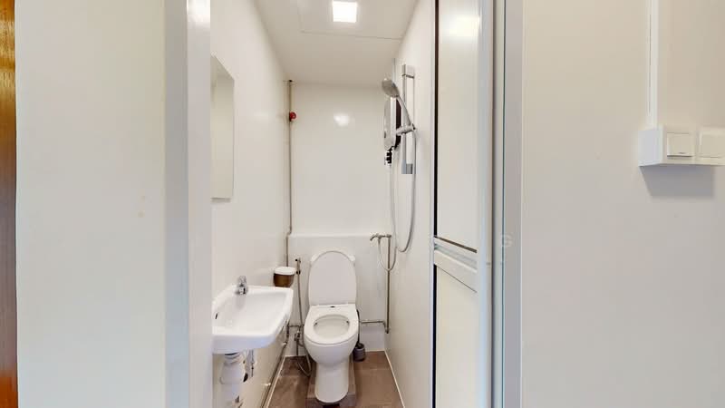 Simei Green Condominium, 1 Simei Street 4, 3 Bedrooms, 1,195 sqft, Condominium For Sale, by John Chong, 500152118 - Bathroom - PropertyGuru.com.sg