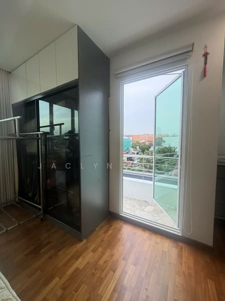 Jalan Salang, , Room Rental, 150 sqft, Terraced House For Rent, by Jaclyn Chua, 500152135 - Balcony - PropertyGuru.com.sg