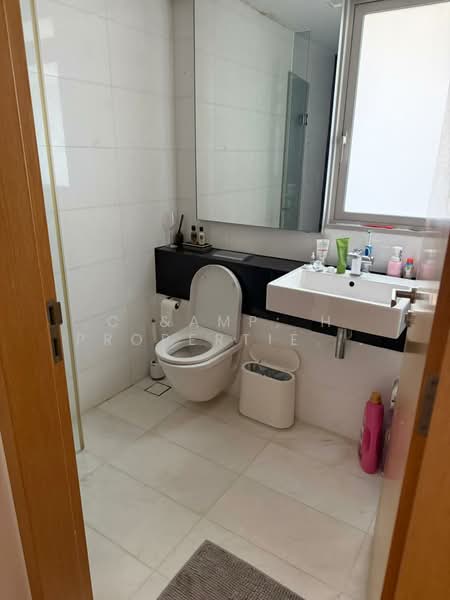 RV Residences, 471 River Valley Road, 1 Bedroom, 421 sqft, Condominium For Rent, by VIOLET, 500152138 - Bathroom - PropertyGuru.com.sg